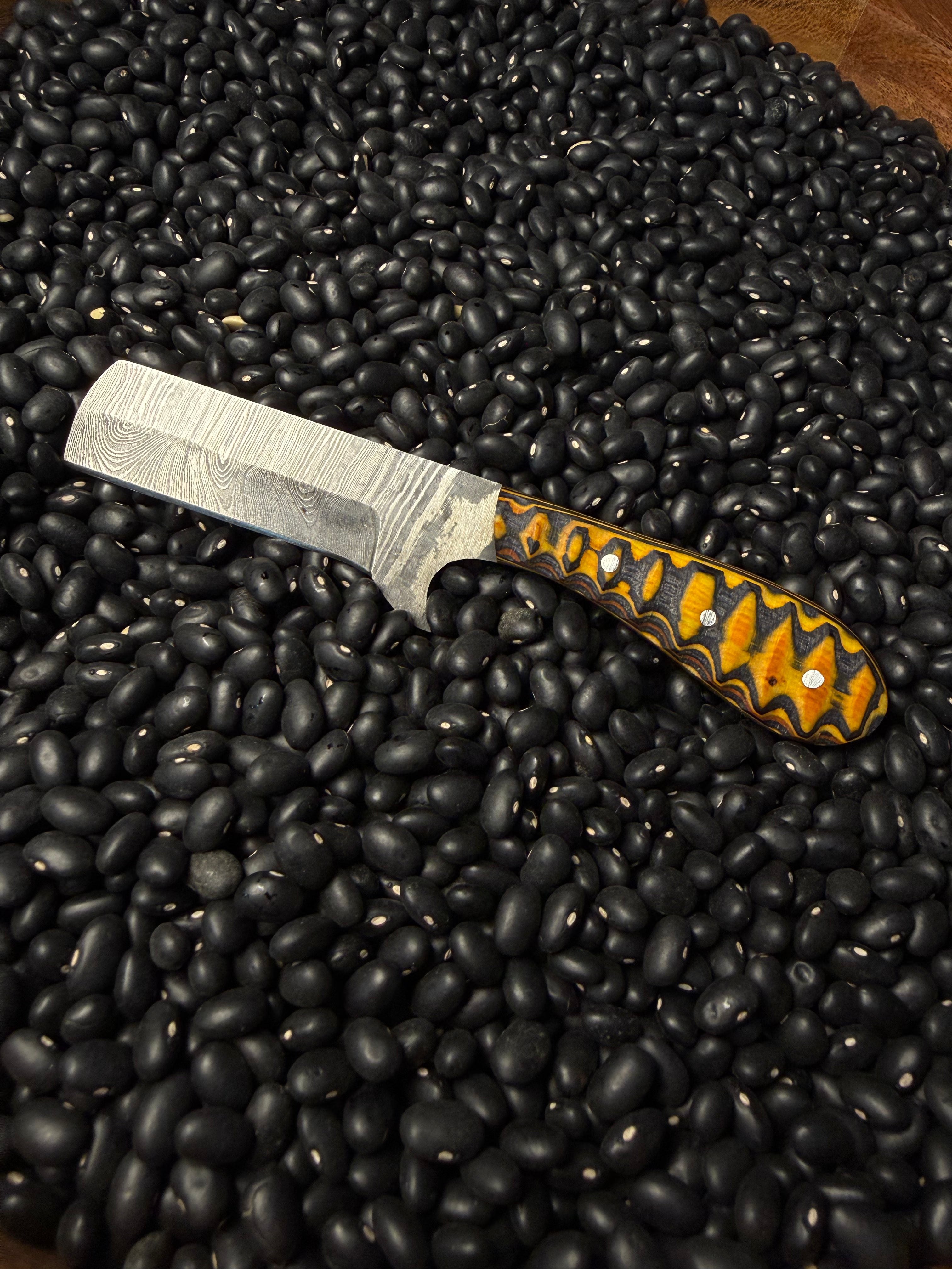 Damascus Steel Bull Cutter- Bumblebee